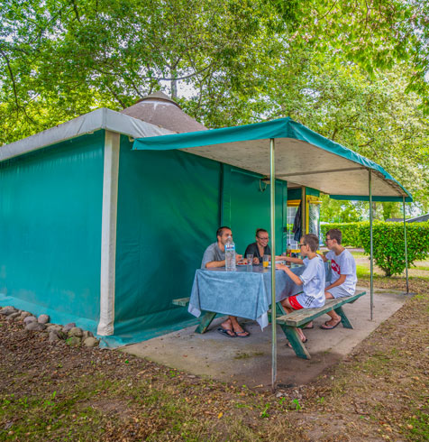 bungalow camping